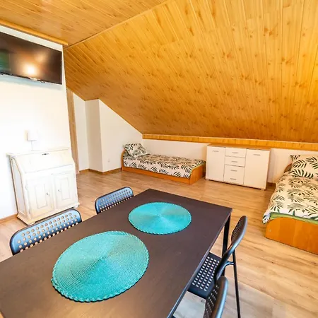 Homestay szállás Obiekt Wakacyjny Rejs *