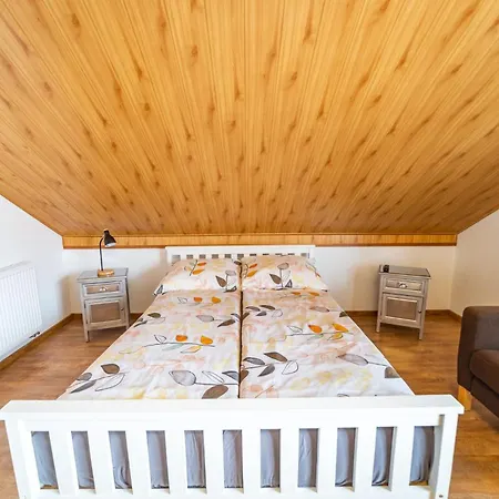 Obiekt Wakacyjny Rejs Rum i privatbostad